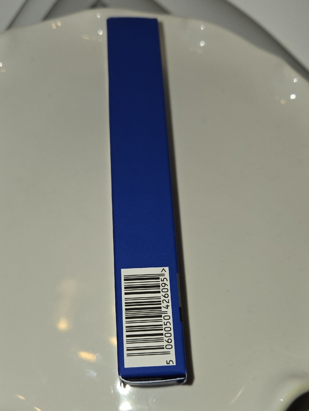 Eyeko Beach Waterproof Mascara - Picture 4 of 5